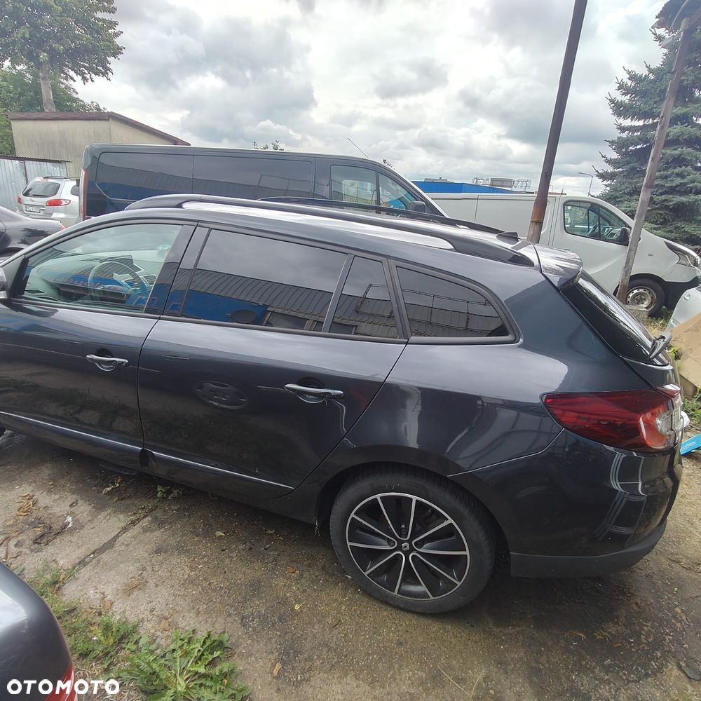 Renault Megane 1.6 dCi Energy Bose Edition - 6