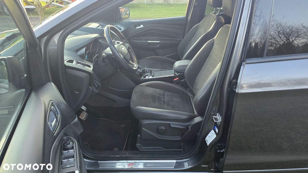 Ford Kuga 2.0 TDCi 4x4 ST-Line - 11