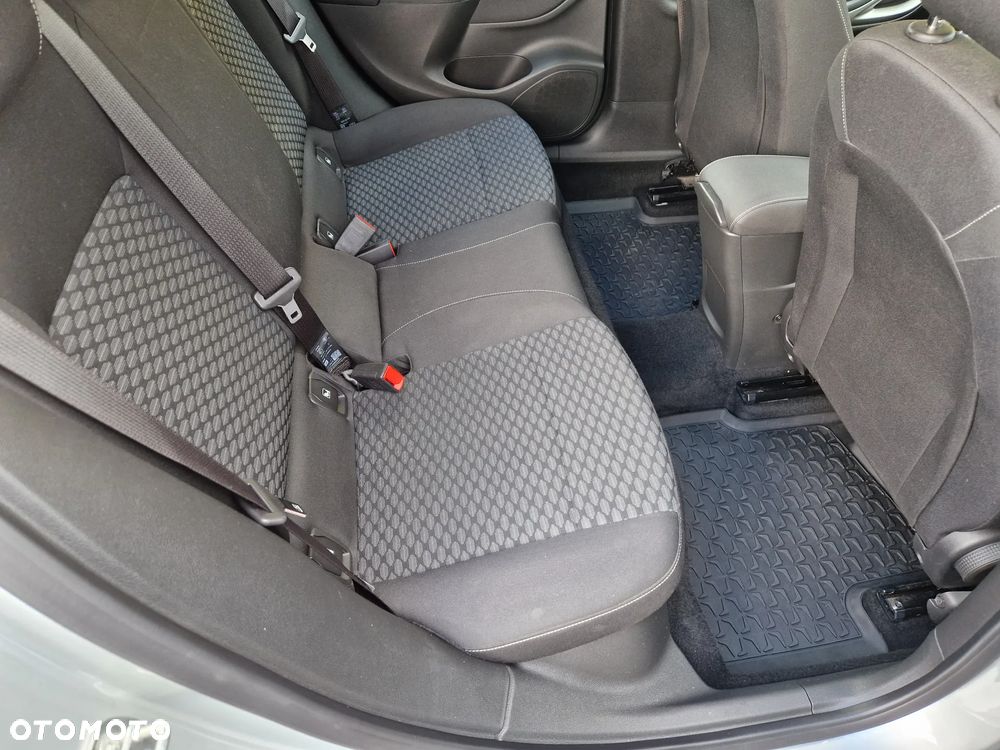 Opel Astra 1.4 T Enjoy - 15