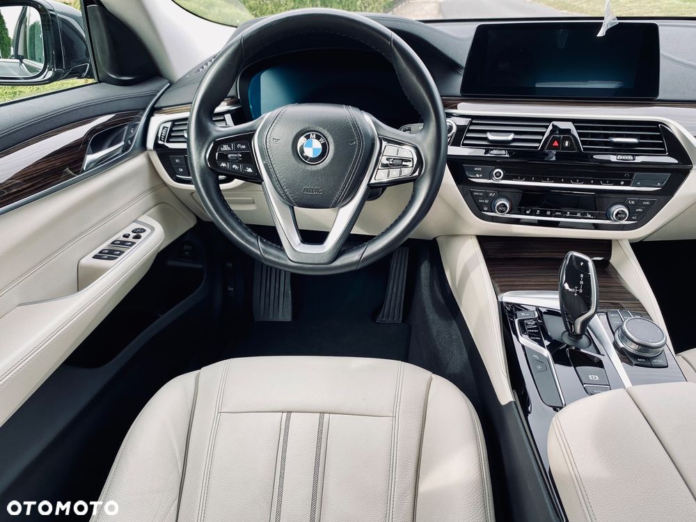 BMW 6GT 620d xDrive Luxury Line - 7