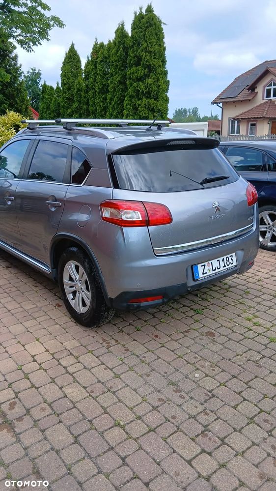 Peugeot 4008 - 3