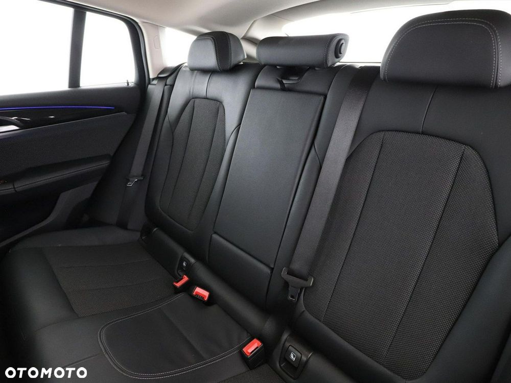 BMW X4 xDrive30i xLine - 18