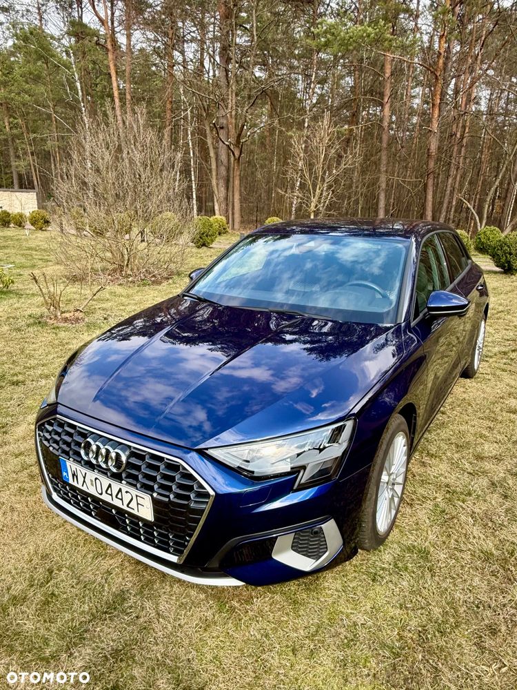 Audi A3 Sportback - 1