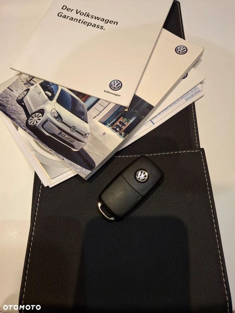 Volkswagen up! Standard - 16