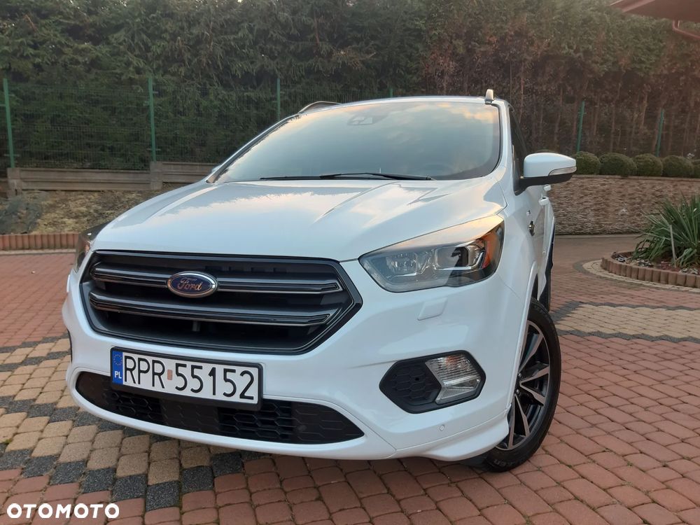 Ford Kuga 2.0 TDCi 4x4 ST-Line - 4