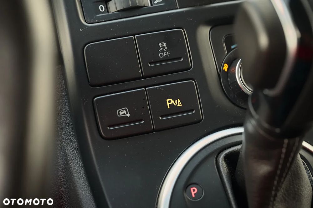 Volkswagen Multivan - 36