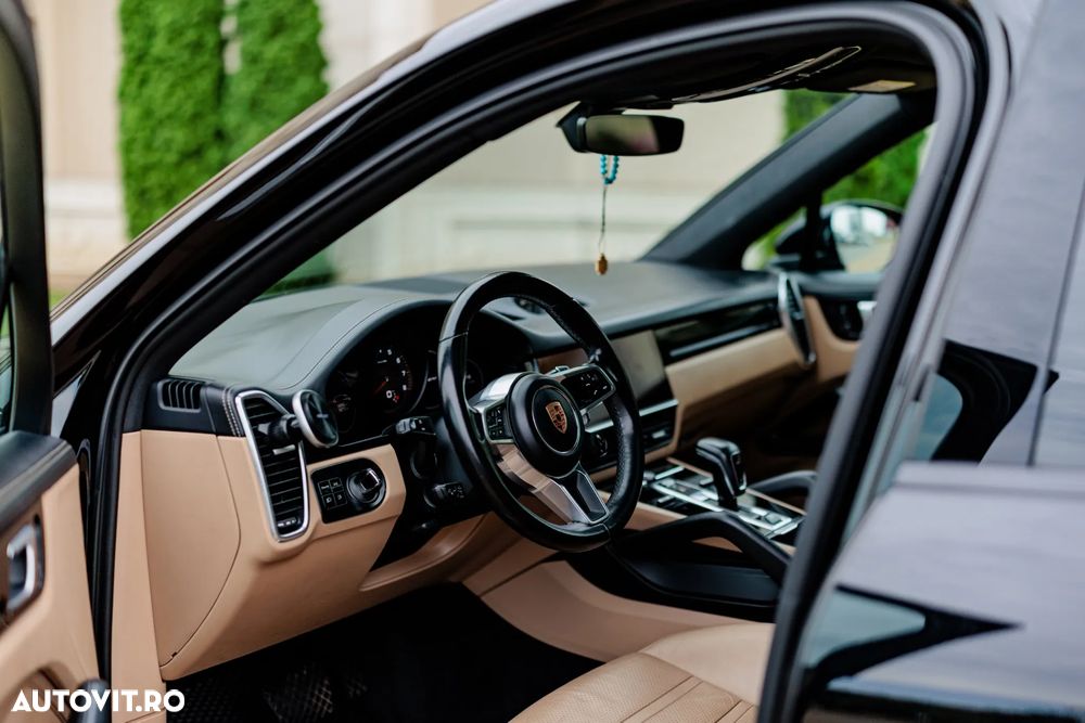 Porsche Cayenne Coupe Tiptronic S - 11