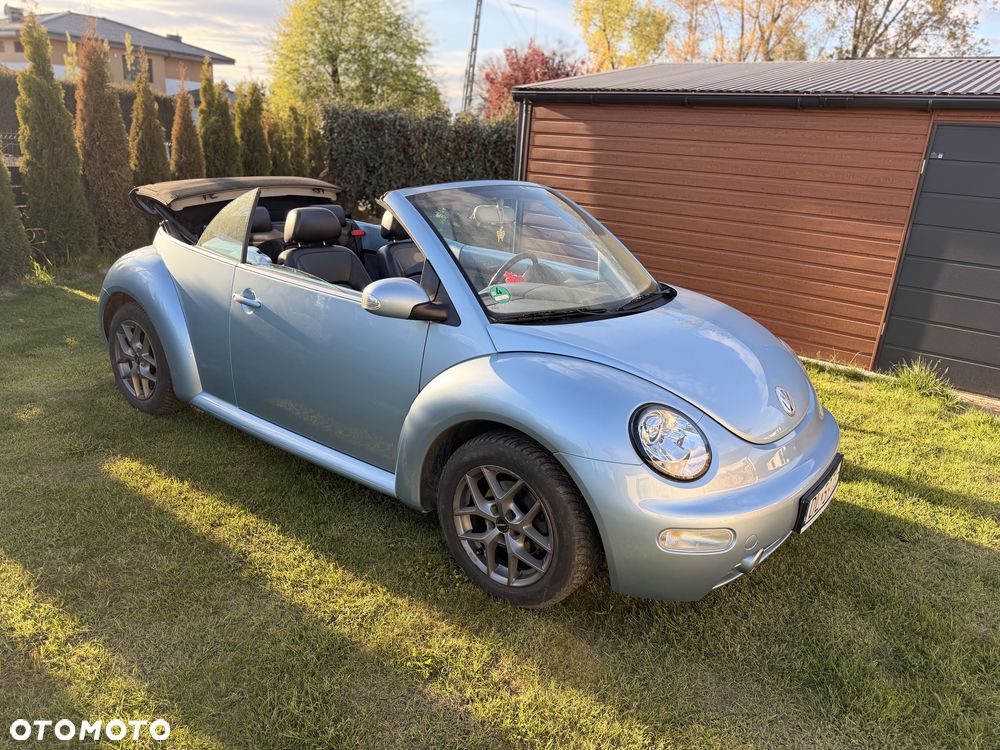 Volkswagen New Beetle - 2
