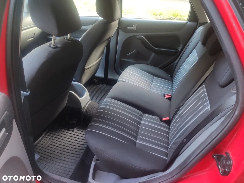 Ford Focus 1.6 TDCi Econetic - 12