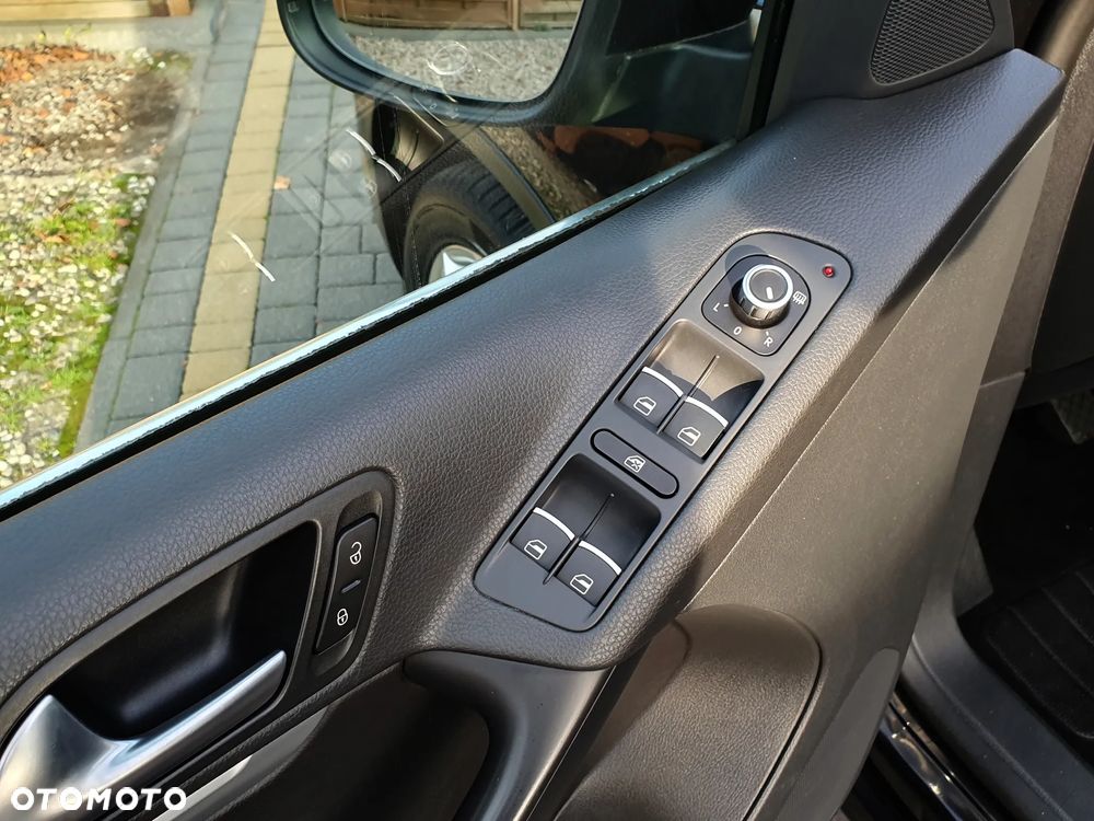 Volkswagen Tiguan - 16