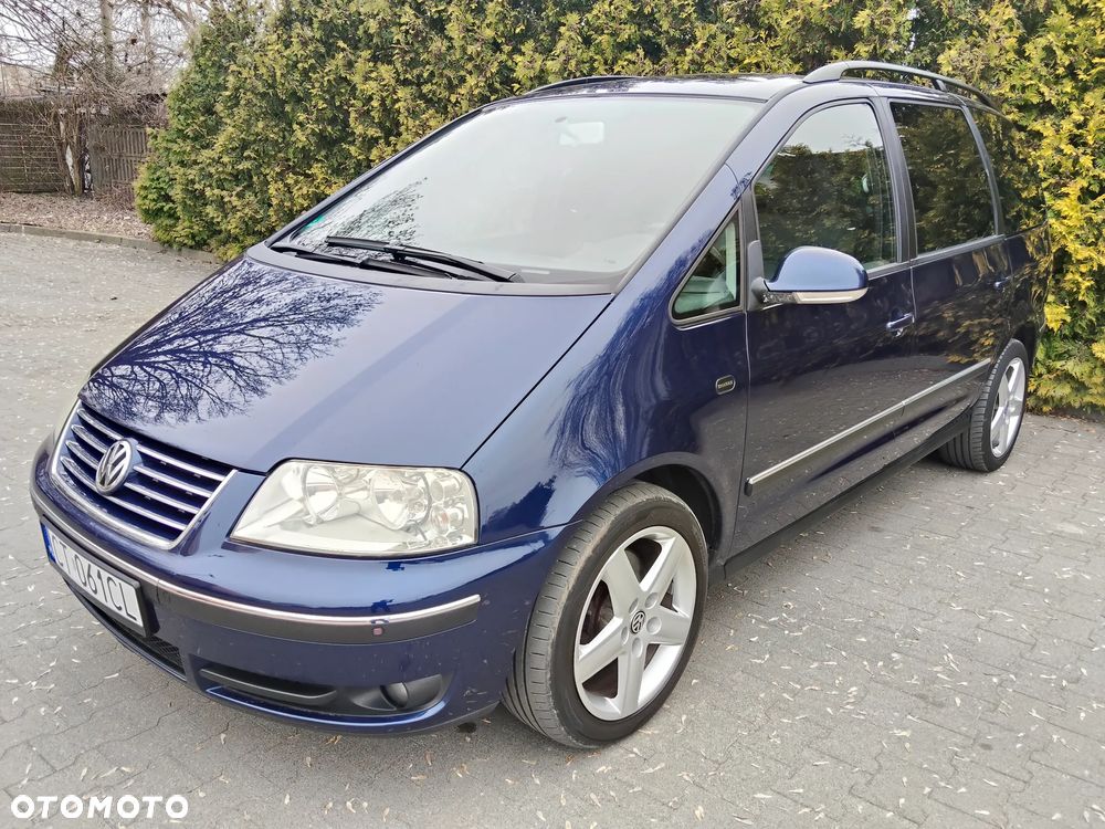 Volkswagen Sharan 2.8 V6 Automatik Highline - 2