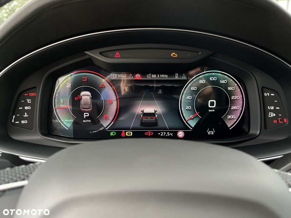 Audi Q8 - 33