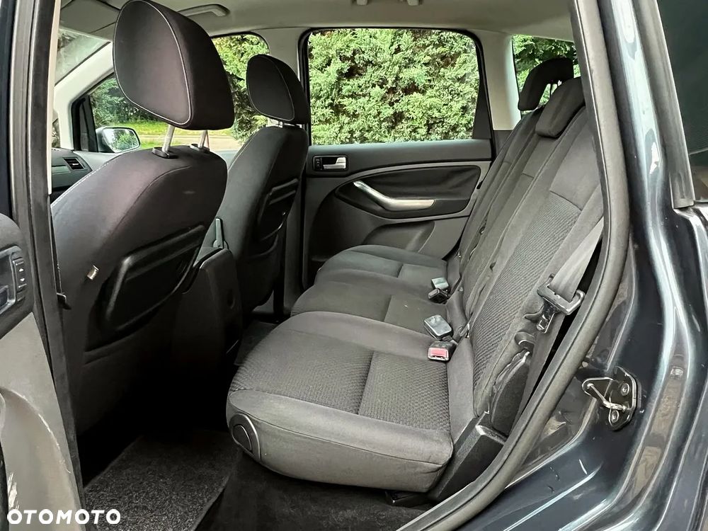 Ford C-MAX 1.8 Titanium - 17