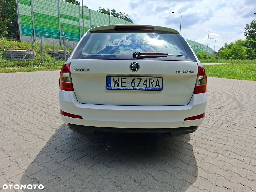 Skoda Octavia 1.6 TDI Ambition - 6