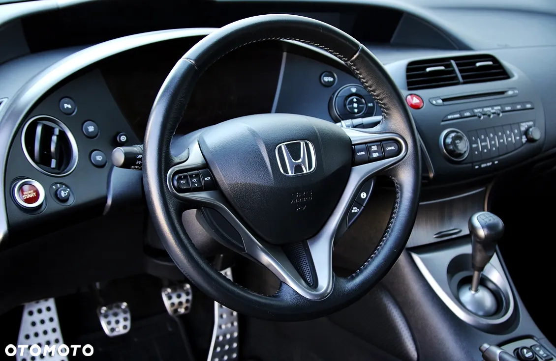Honda Civic 1.8 Sport - 18
