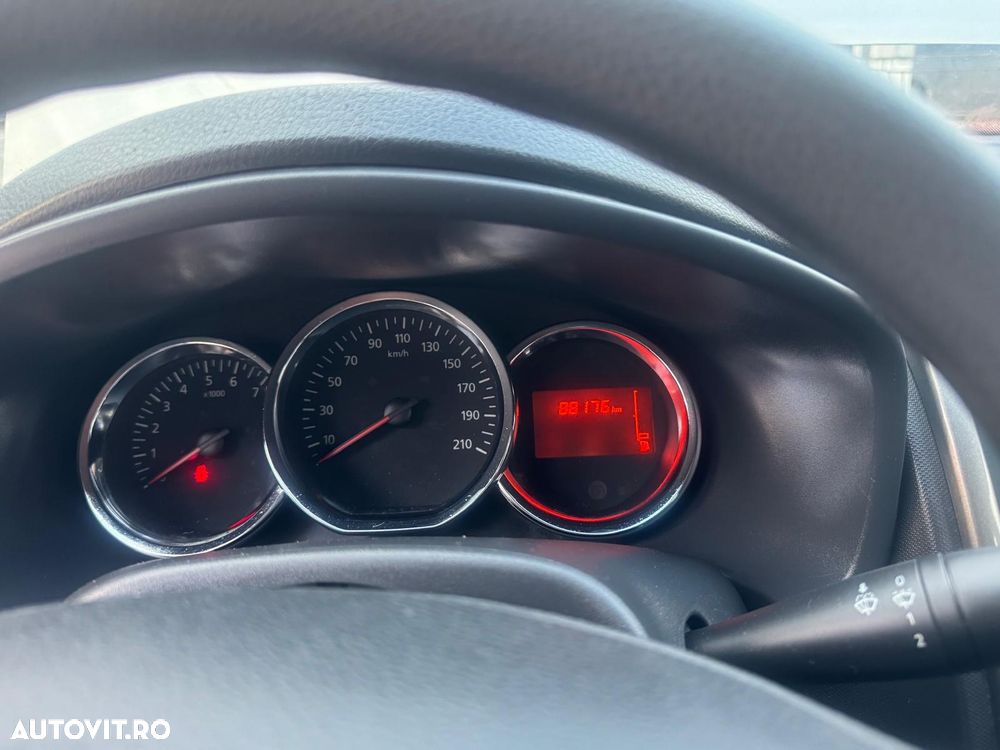 Dacia Logan 1.2 Laureate - 12