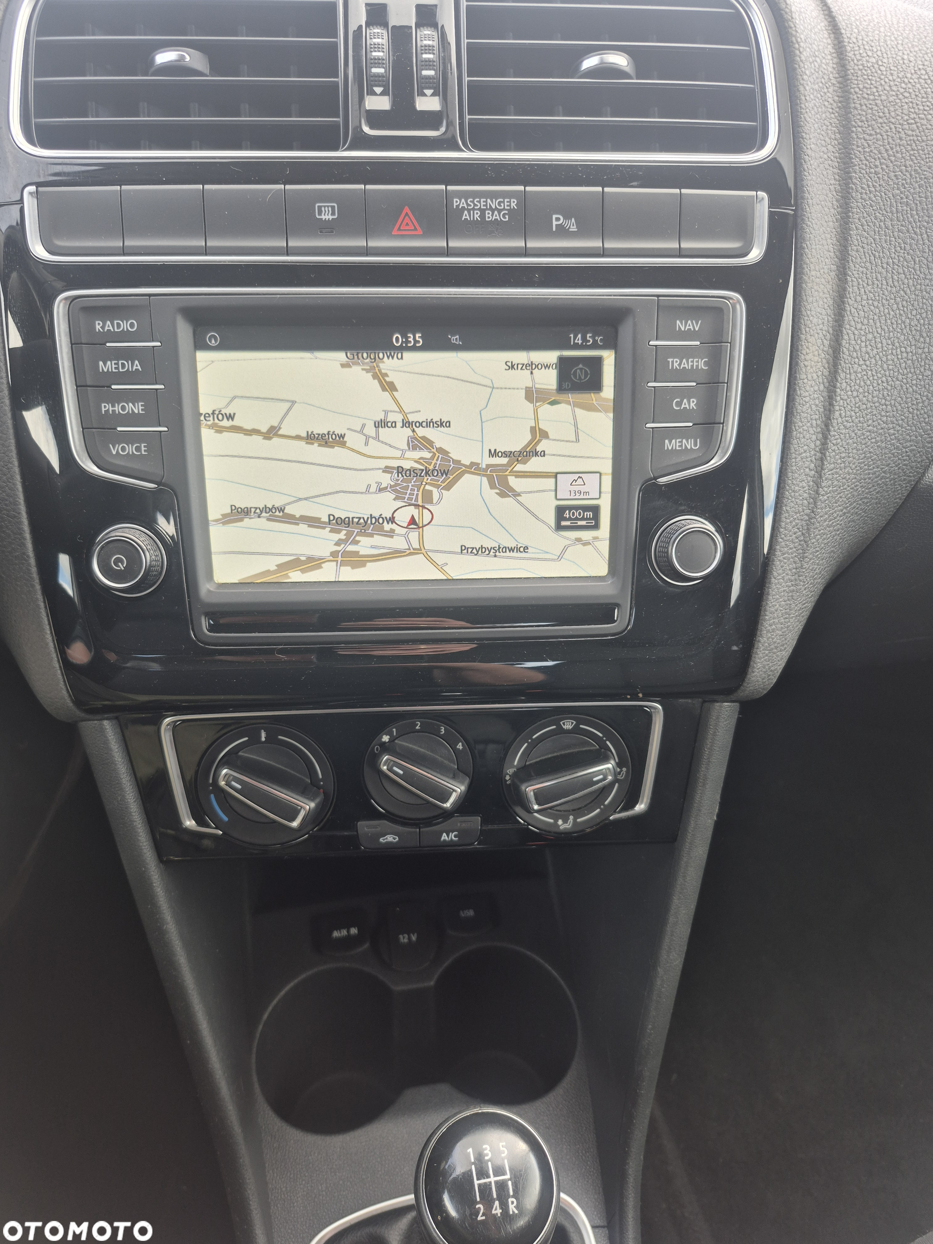 Volkswagen Polo - 24