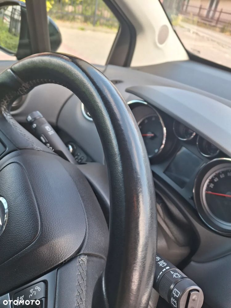 Opel Meriva 1.4 T Cosmo - 15