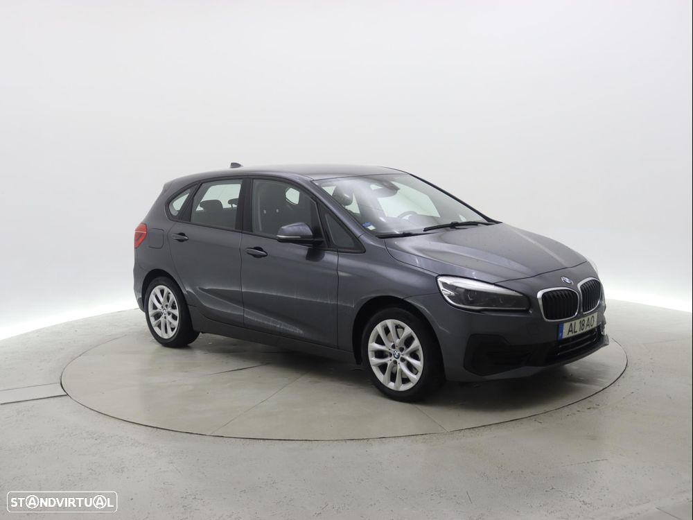 BMW 225i Active Tourer - 11