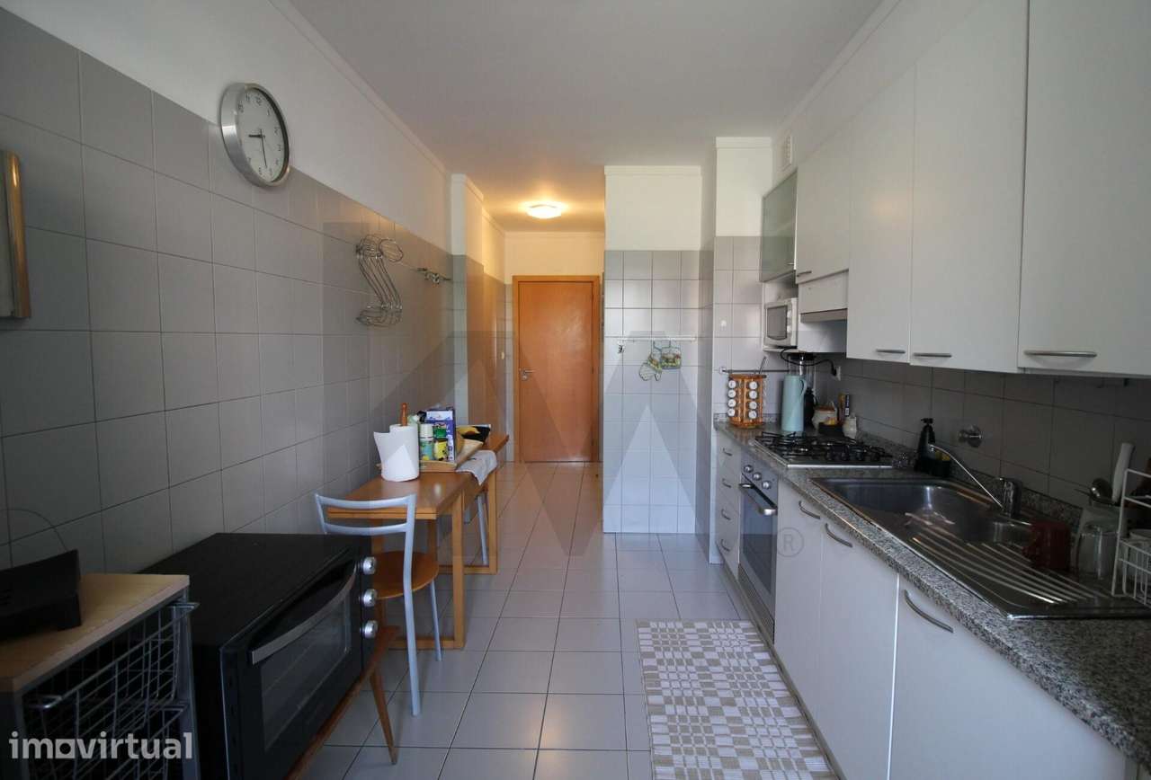 Apartamento T2 com parqueamento na Alta de Lisboa - Grande imagem: 5/22