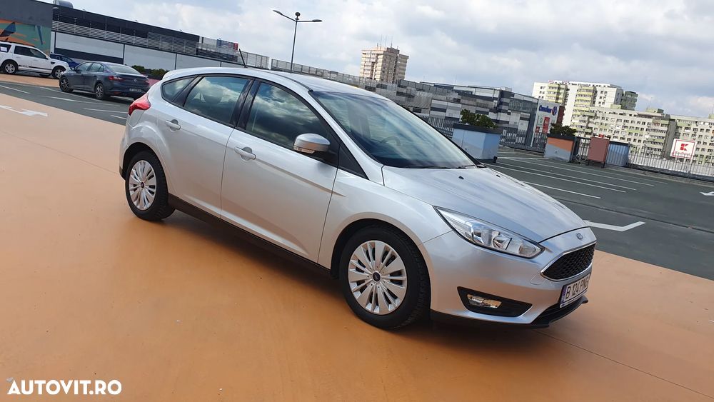 Ford Focus 1.0 EcoBoost Trend Edition - 33