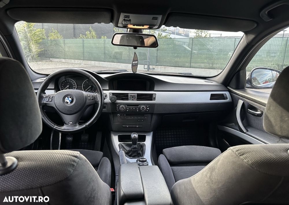 BMW Seria 3 320d - 5
