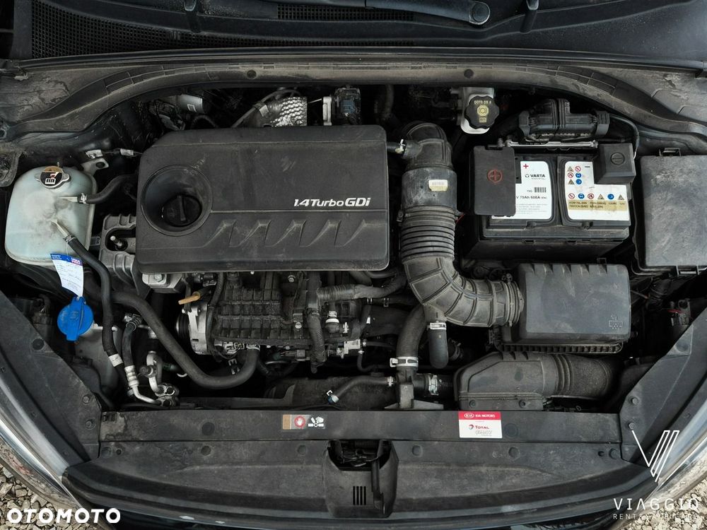 Kia Ceed - 13