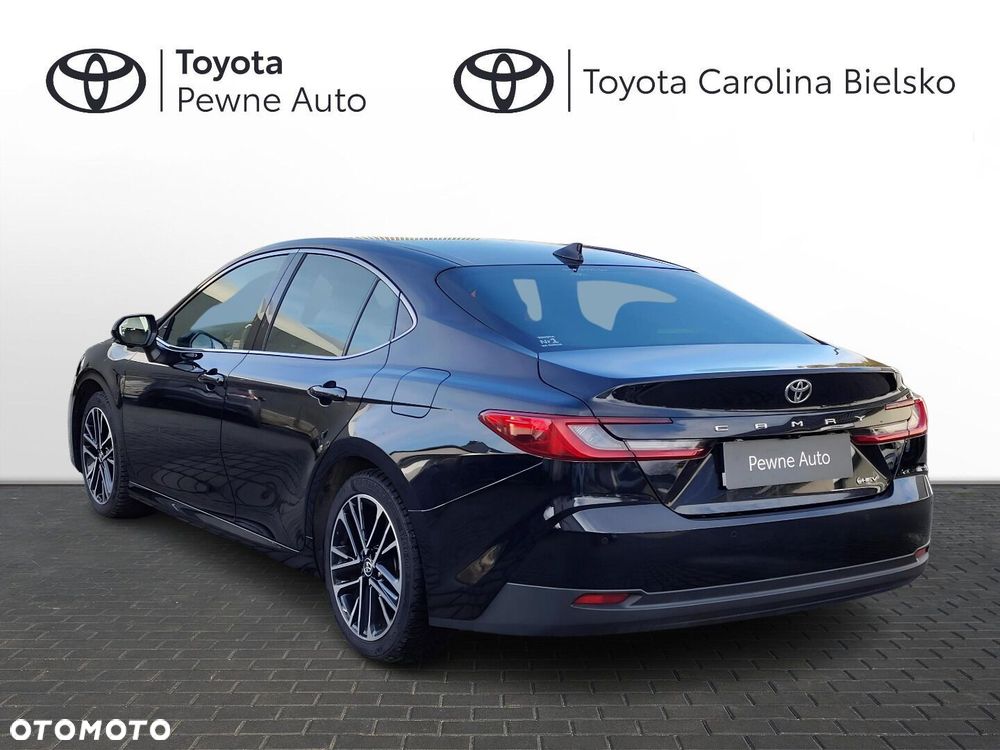 Toyota Camry - 2