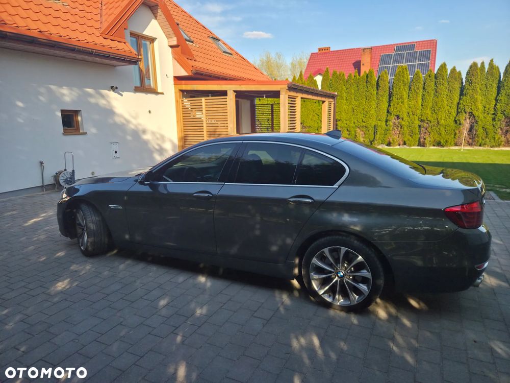 BMW Seria 5 525d xDrive Modern Line - 14