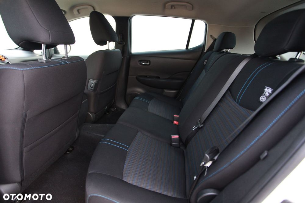 Nissan Leaf 40kWh Acenta (6.6 kW) - 19