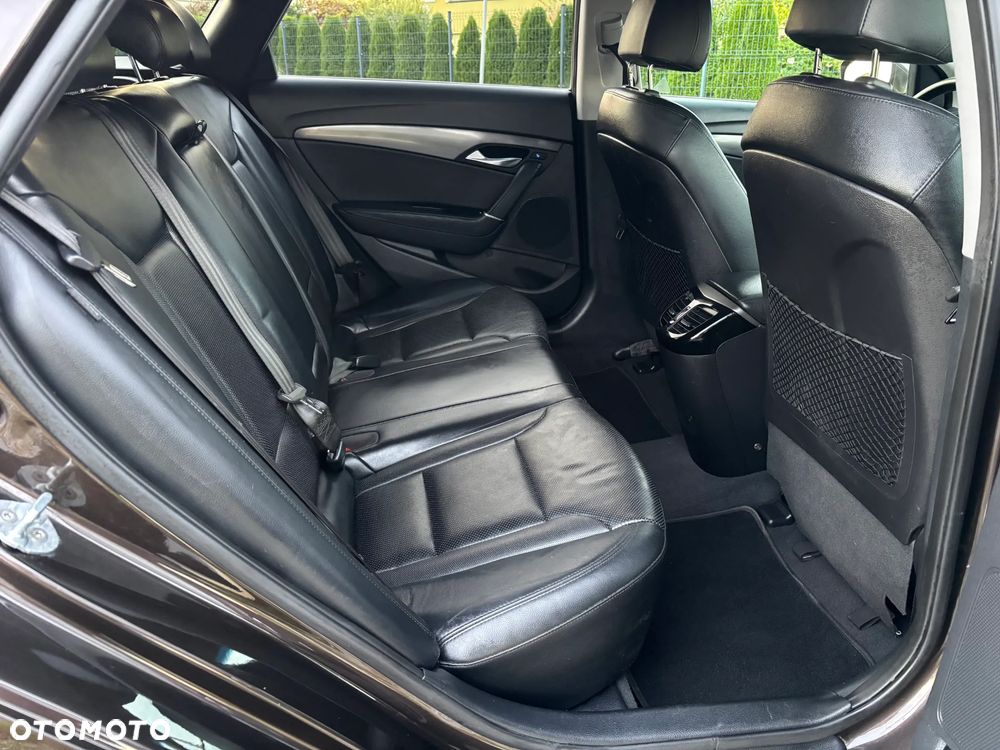 Hyundai i40 Kombi 1.7 CRDi Premium - 9