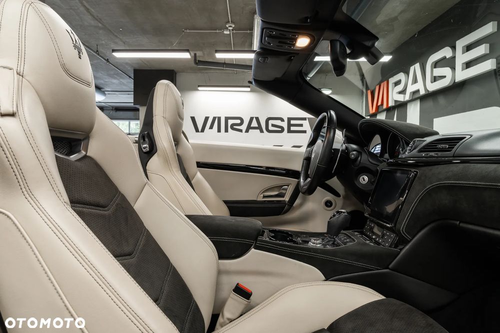 Maserati GranTurismo S - 31