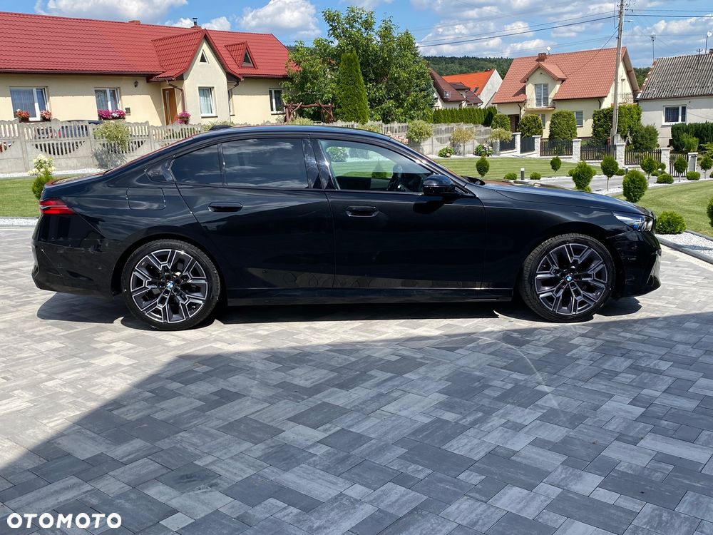 BMW Seria 5 520d xDrive - 25