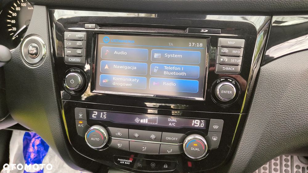 Nissan Qashqai 1.6 DCi Xtronic N-Connecta - 30