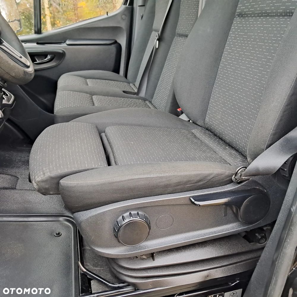 Mercedes-Benz SPRINTER - 13