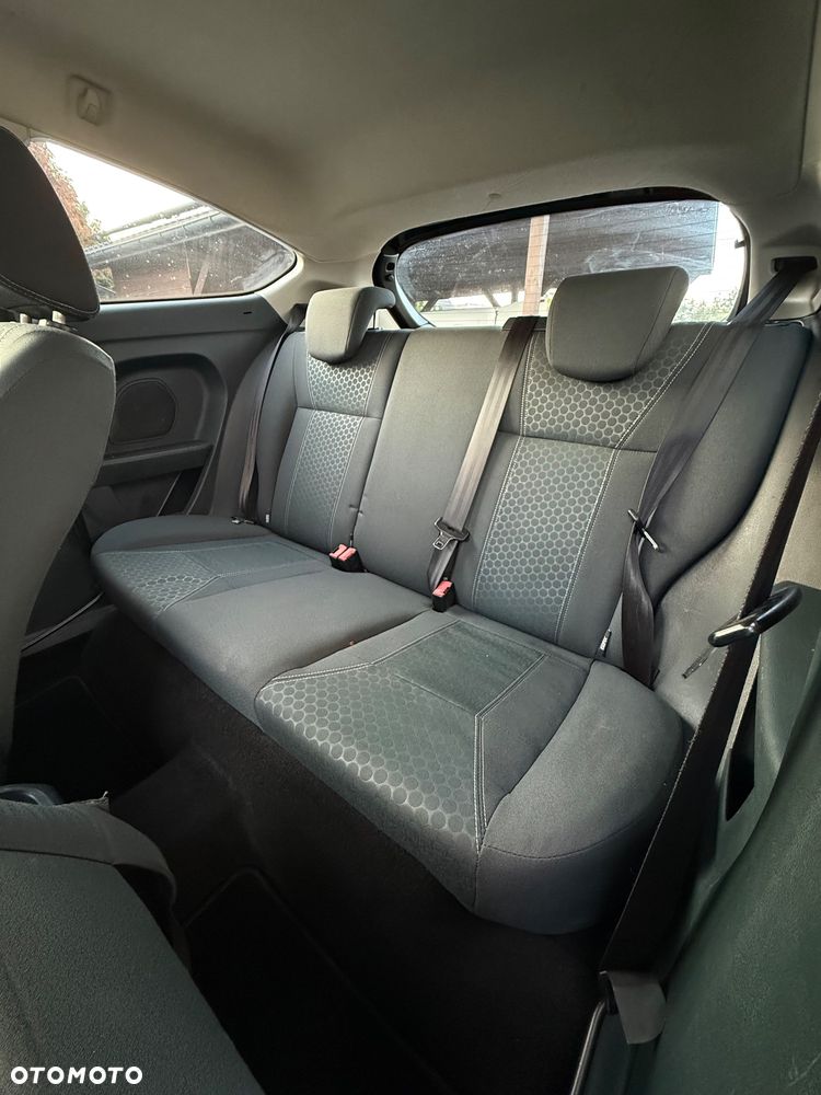 Ford Fiesta 1.25 SYNC Edition - 13