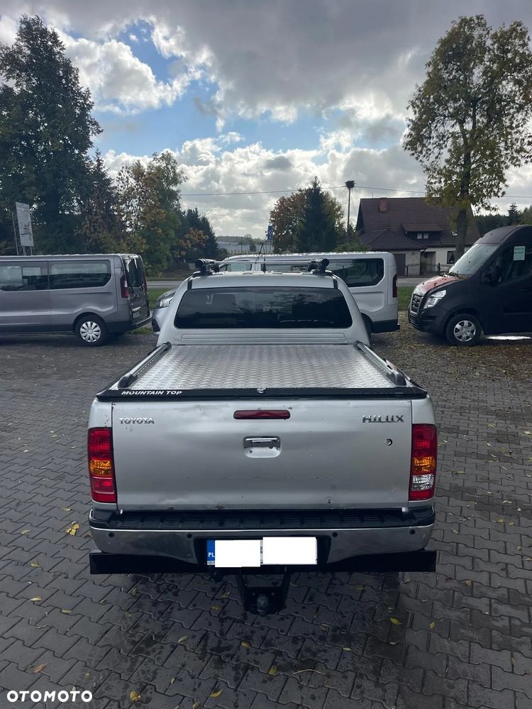 Toyota Hilux 3.0 D-4D Sol - 4