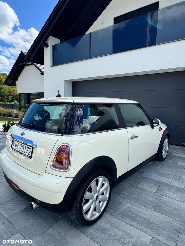 MINI ONE Standard - 8