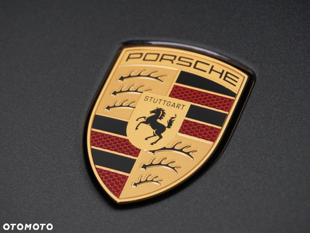 Porsche Taycan 105kWh 4S Black Edition - 9