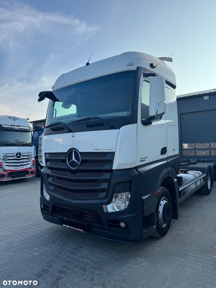 Mercedes-Benz Actros 25.45 LS 6x2 BDF - 2