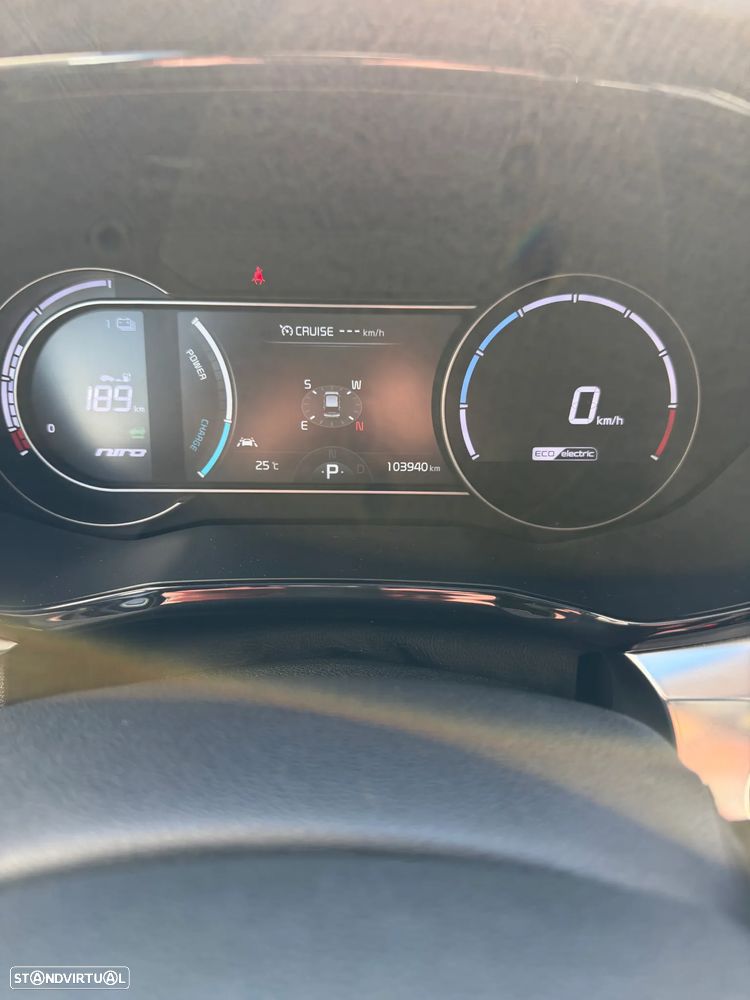 Kia Niro - 46