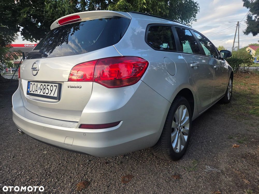 Opel Astra 1.4 Turbo ecoFLEX Start/Stop 150 Jahre - 6