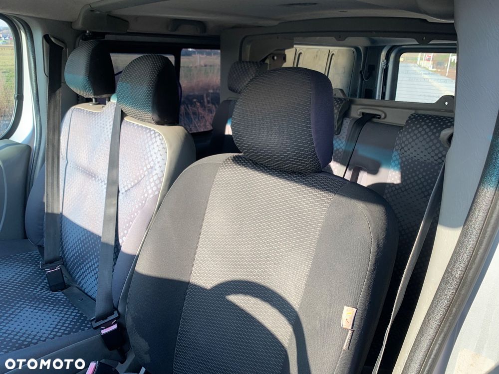 Renault Trafic - 12