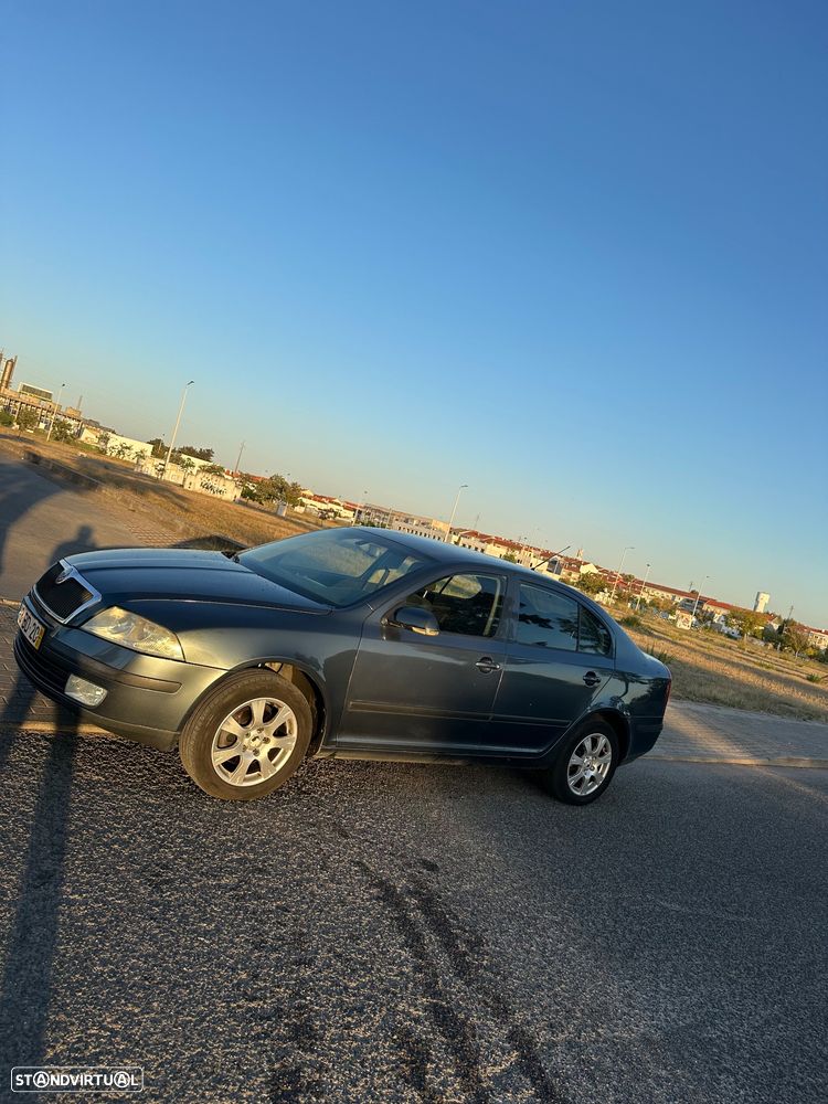 Skoda Octavia 2.0 TDI Elegance - 3