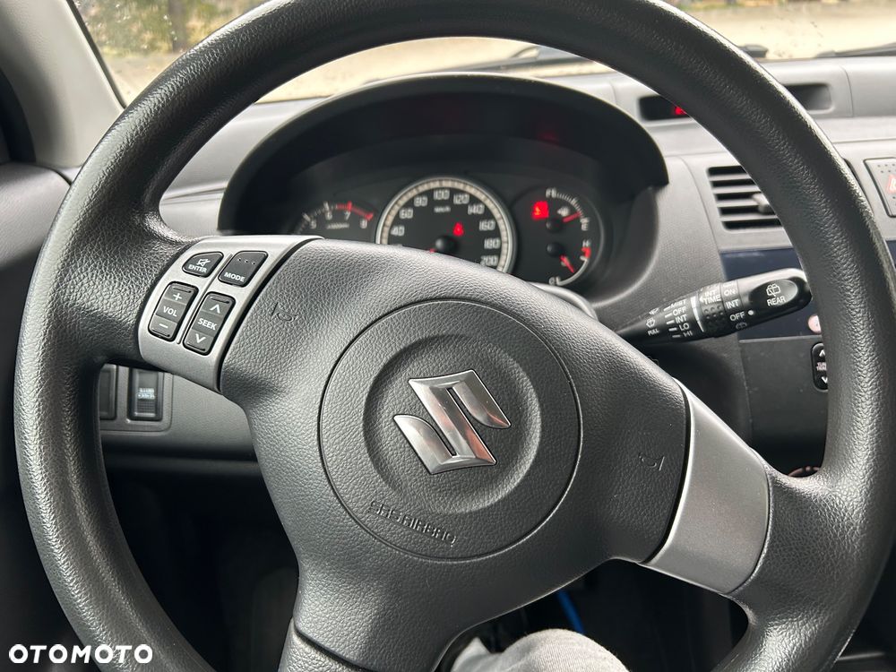 Suzuki Swift 1.3 Classic - 26