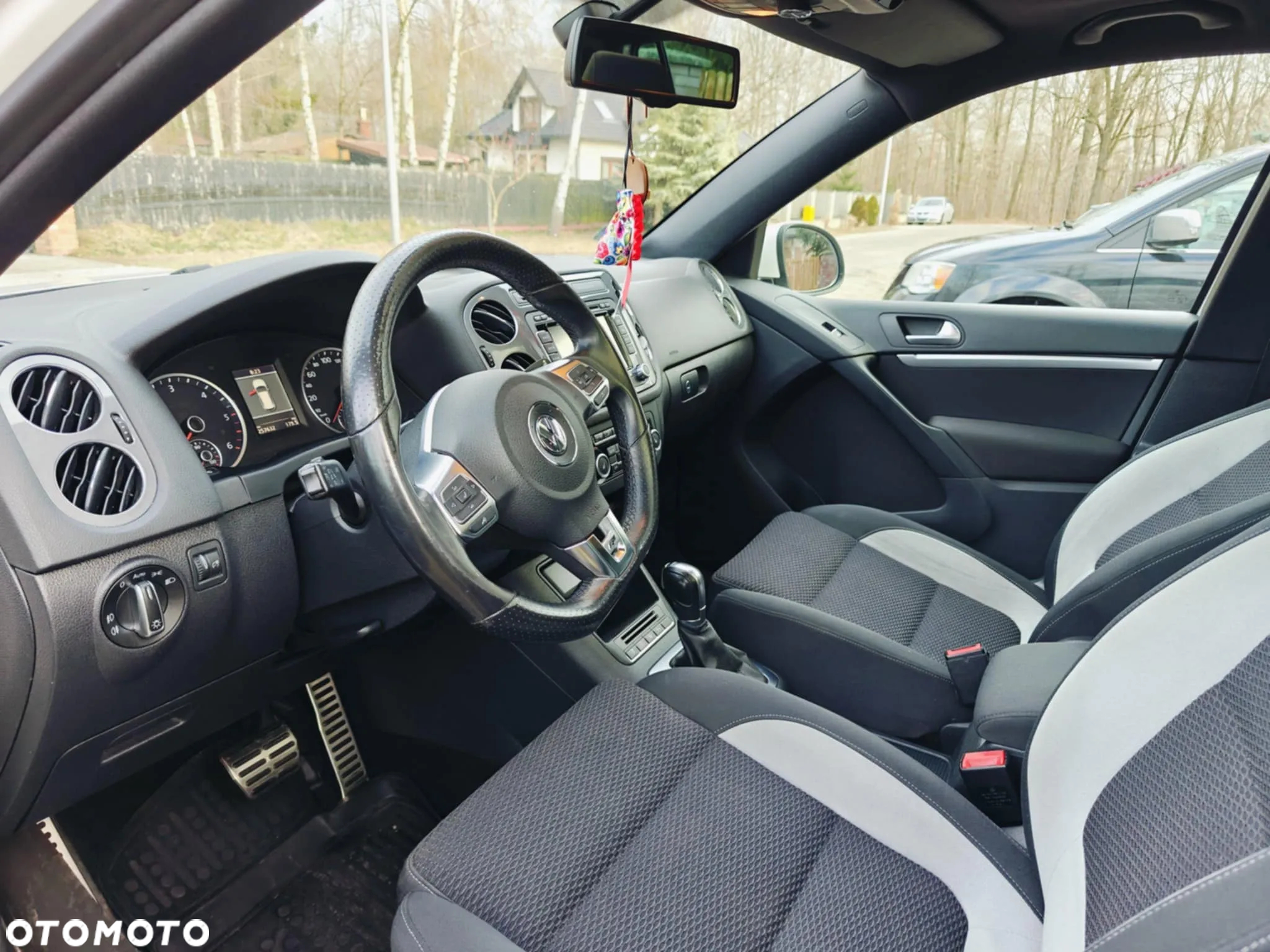 Volkswagen Tiguan 2.0 TDI 4Mot R-Style DSG - 13