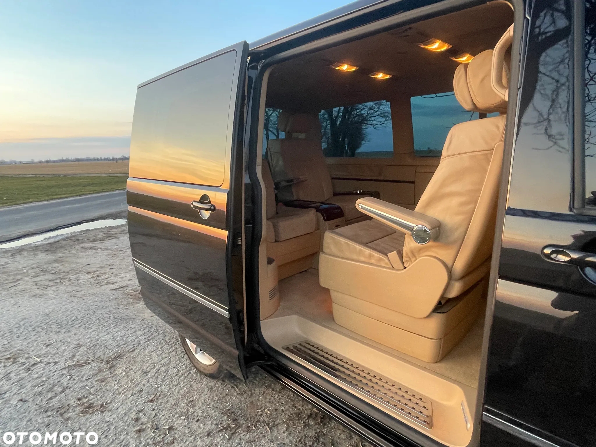 Volkswagen Transporter Multivan United Autm - 15