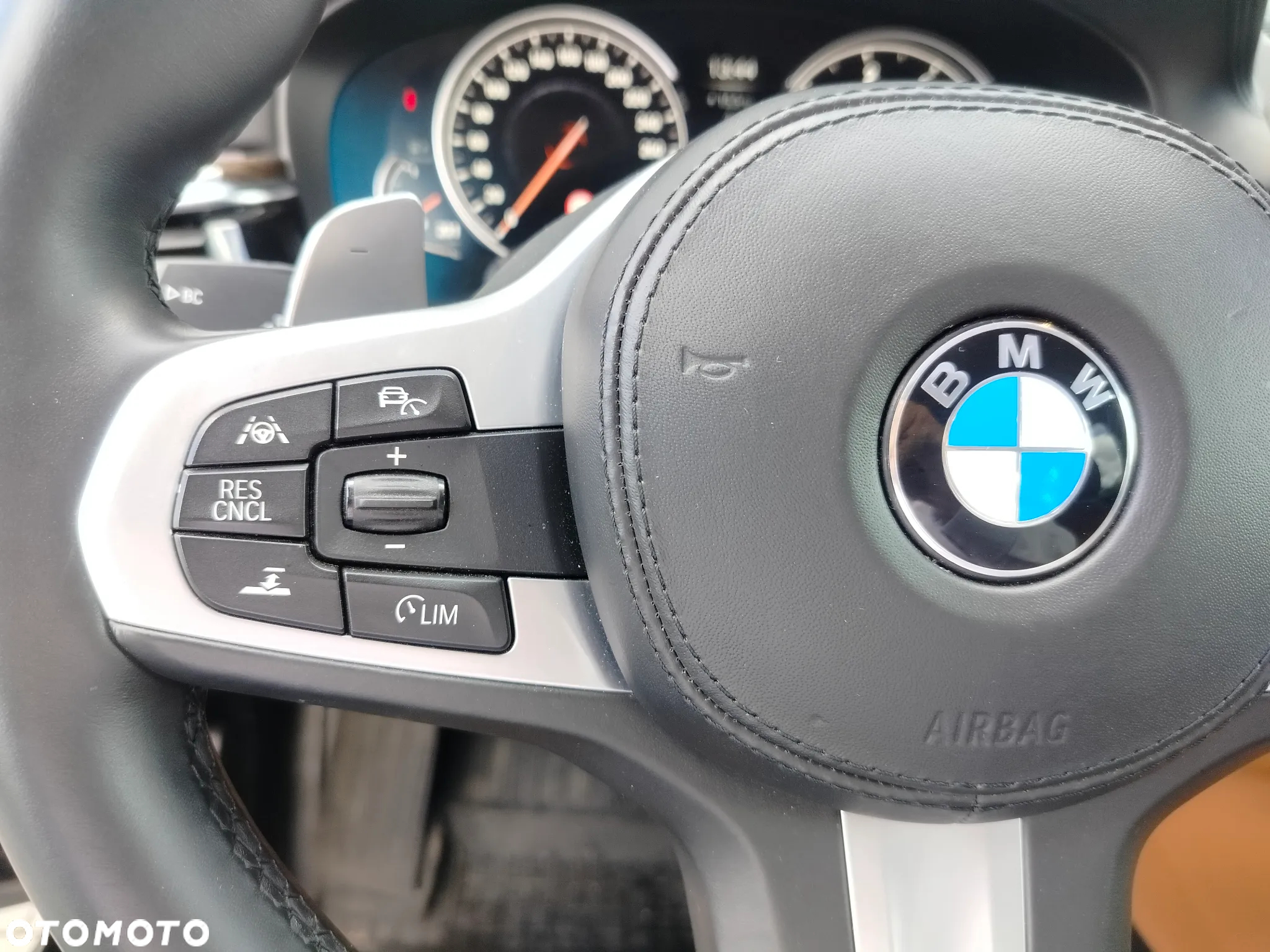 BMW Seria 5 520d Luxury Line - 14