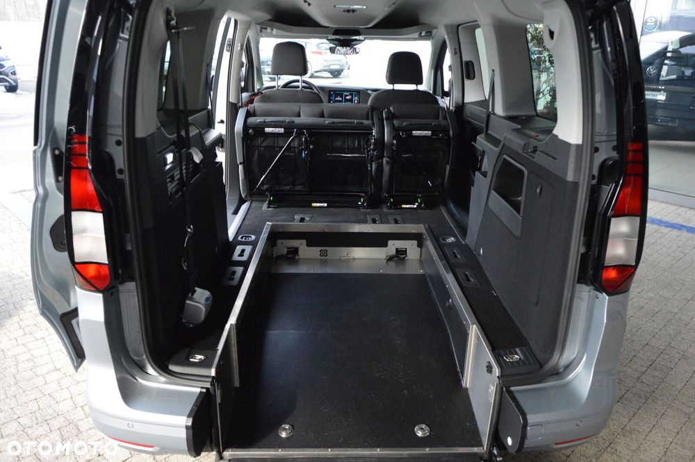 Volkswagen Caddy Maxi 2.0 TDI DSG - 21