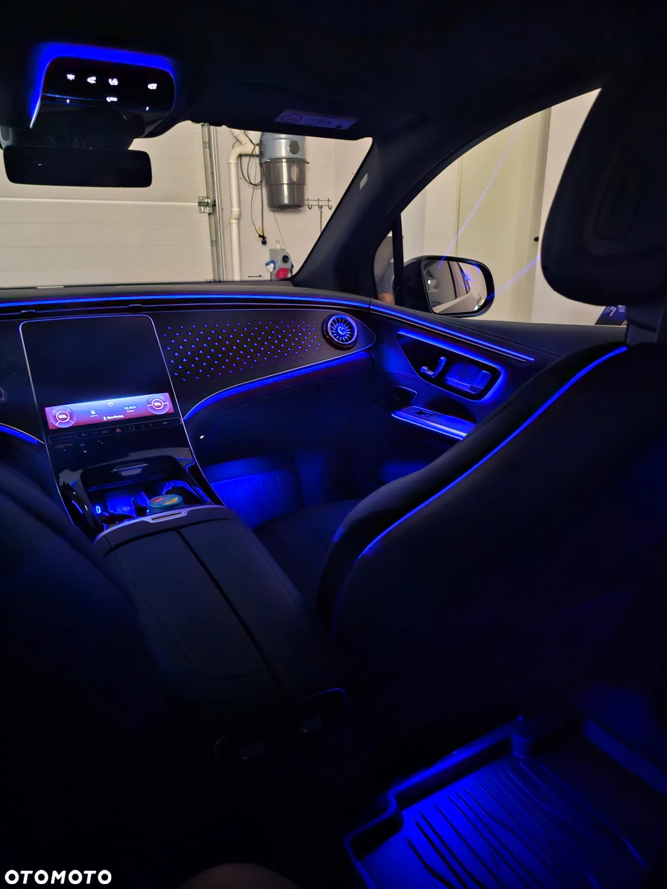 Mercedes-Benz EQE 350+ 90.5kWh Electric Art - 20